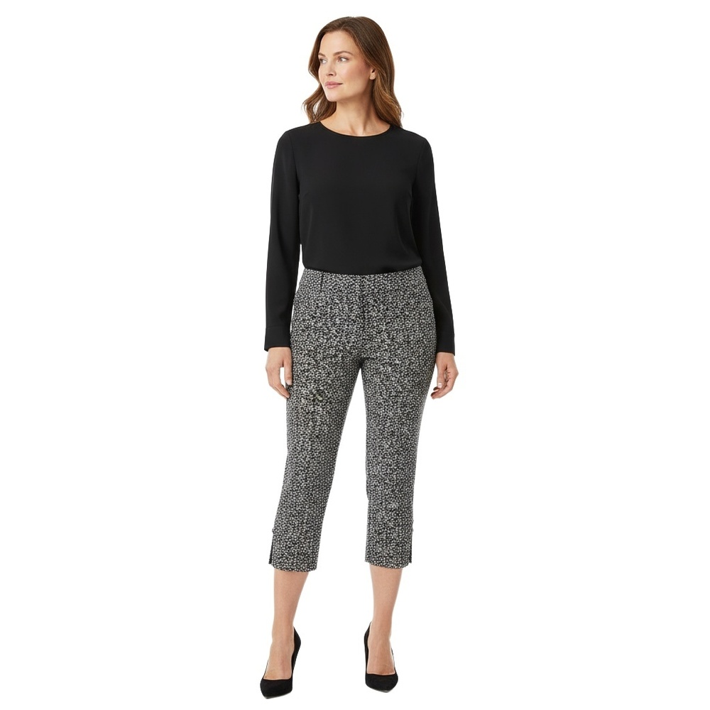 HILARY RADLEY Womens Capri Pants Size M‎ Black White Geometric Stretch